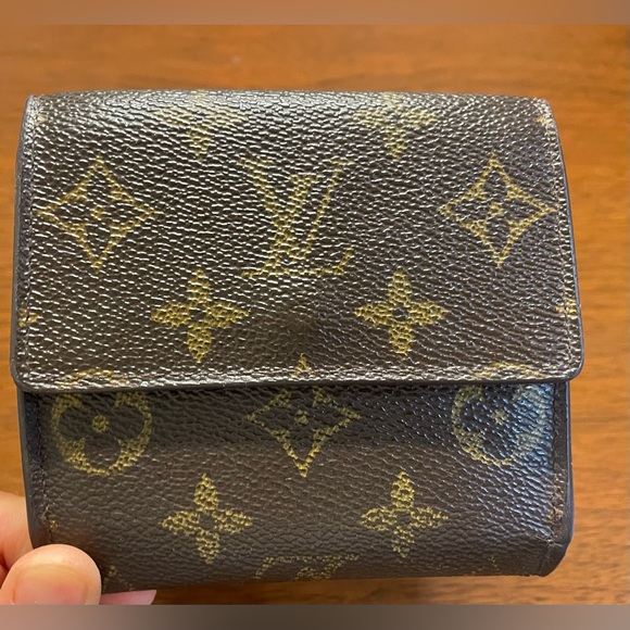 Clearance!  Authentic Louise Vuitton Wallet TH0976 - Picture 2 of 15